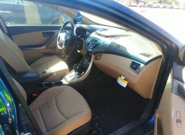 Photo 4 VIN: KMHDH4AE7DU942231 - HYUNDAI ELANTRA 