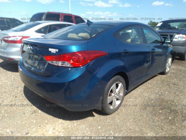 Photo 3 VIN: KMHDH4AE7DU948563 - HYUNDAI ELANTRA 