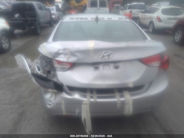 Photo 5 VIN: KMHDH4AE7DU983720 - HYUNDAI ELANTRA 