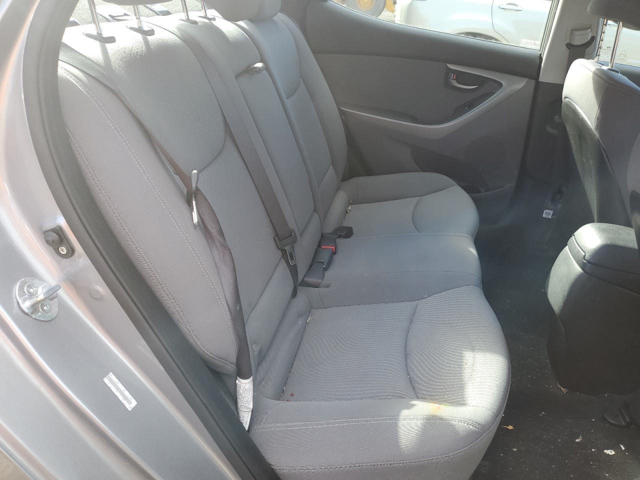 Photo 9 VIN: KMHDH4AE7EU028675 - HYUNDAI ELANTRA 