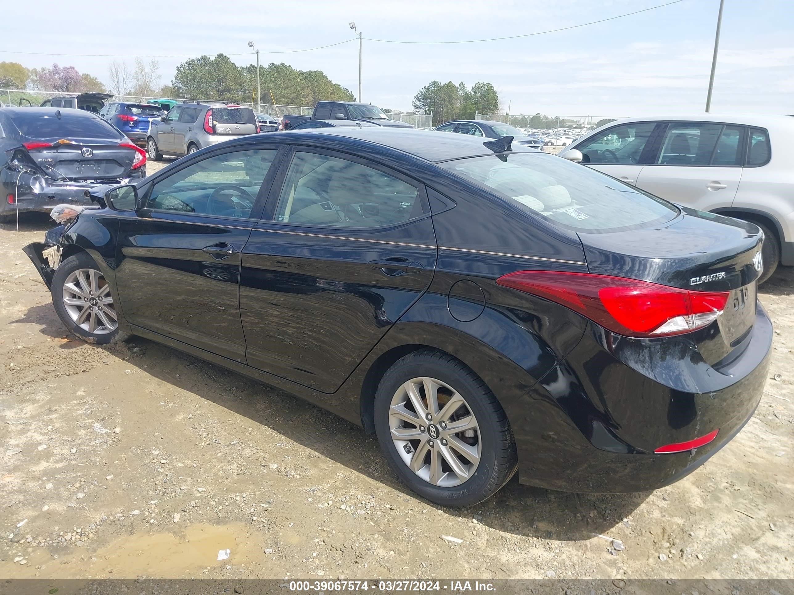 Photo 2 VIN: KMHDH4AE7EU062308 - HYUNDAI ELANTRA 