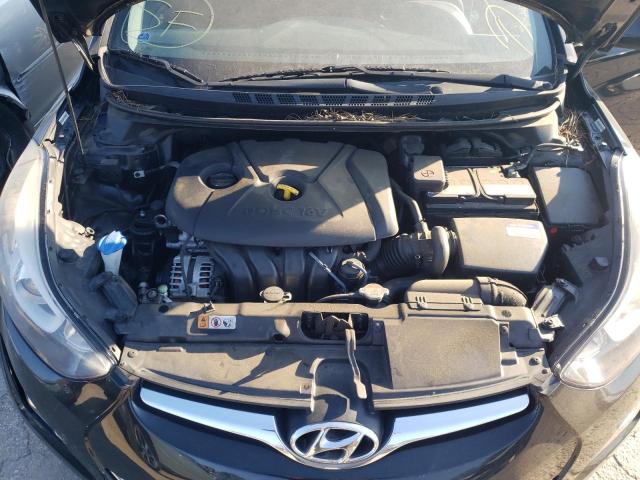 Photo 6 VIN: KMHDH4AE7FU227792 - HYUNDAI ELANTRA SE 