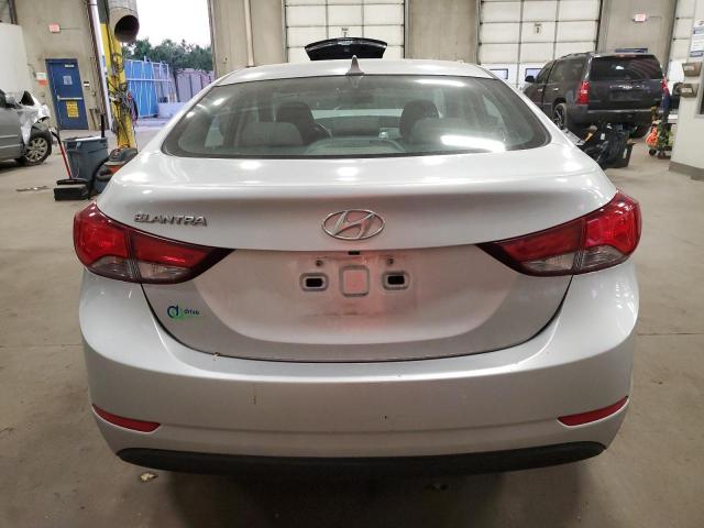 Photo 5 VIN: KMHDH4AE7FU229459 - HYUNDAI ELANTRA SE 