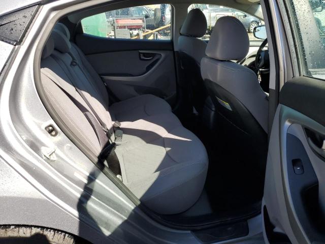 Photo 5 VIN: KMHDH4AE7FU249114 - HYUNDAI ELANTRA SE 