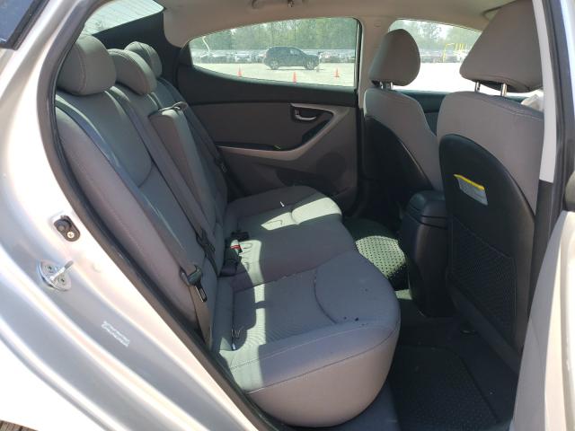 Photo 5 VIN: KMHDH4AE7FU265717 - HYUNDAI ELANTRA SE 