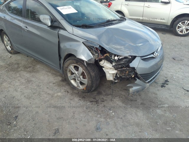 Photo 5 VIN: KMHDH4AE7FU311336 - HYUNDAI ELANTRA 