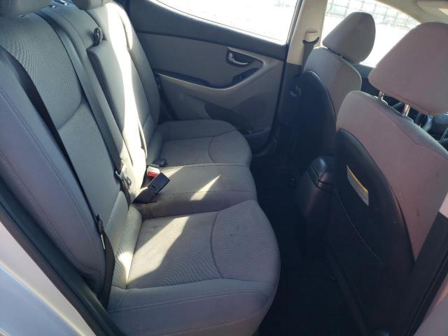 Photo 9 VIN: KMHDH4AE7FU323180 - HYUNDAI ELANTRA 