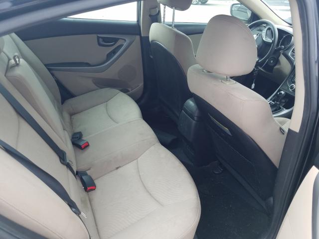 Photo 5 VIN: KMHDH4AE7FU328797 - HYUNDAI ELANTRA SE 