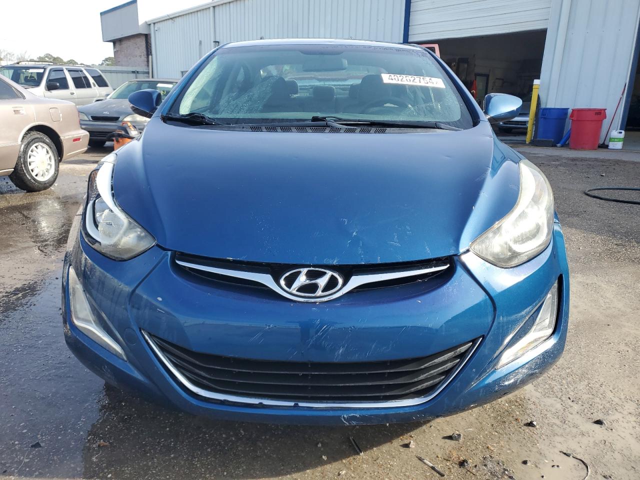 Photo 4 VIN: KMHDH4AE7FU381435 - HYUNDAI ELANTRA 