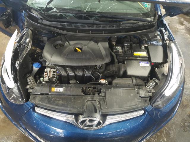 Photo 6 VIN: KMHDH4AE7FU389647 - HYUNDAI ELANTRA SE 