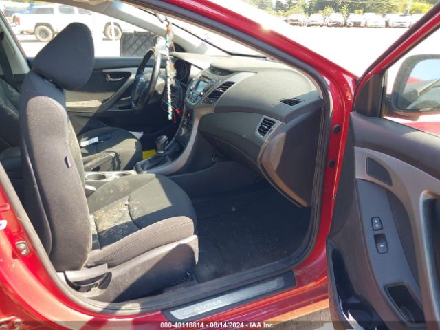 Photo 4 VIN: KMHDH4AE7FU392967 - HYUNDAI ELANTRA 