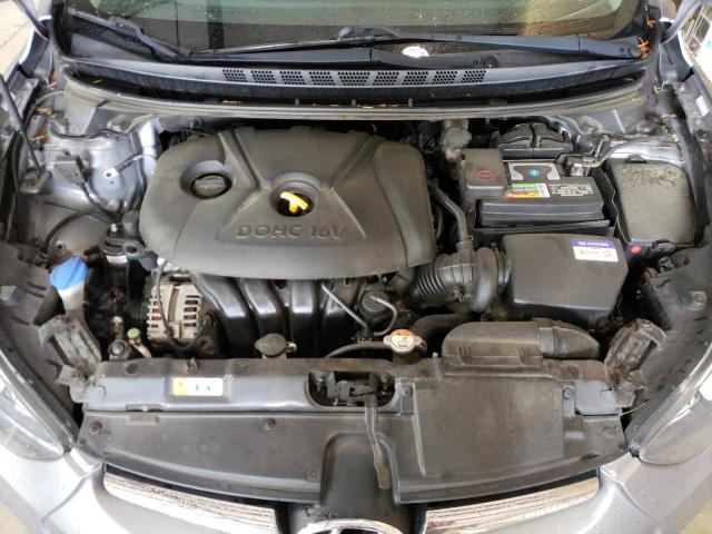 Photo 6 VIN: KMHDH4AE7FU456117 - HYUNDAI ELANTRA SE 