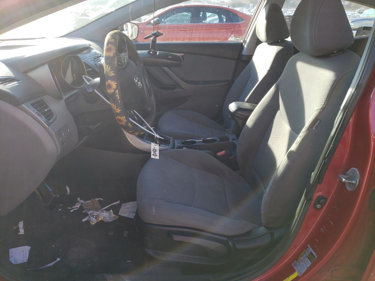 Photo 6 VIN: KMHDH4AE7GU482170 - HYUNDAI ELANTRA 