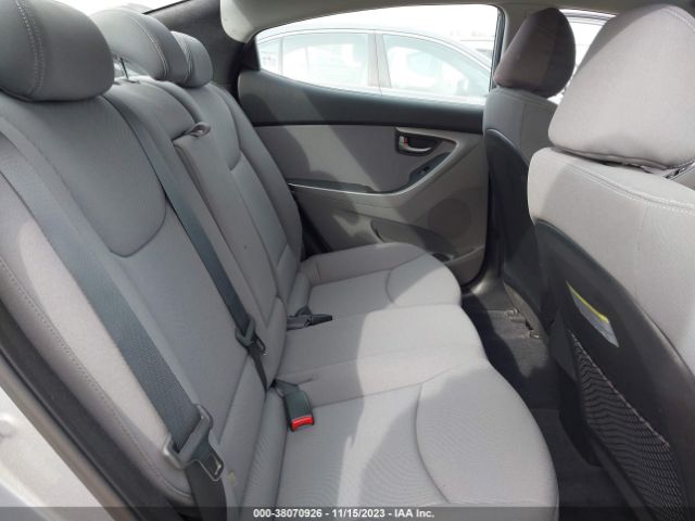 Photo 7 VIN: KMHDH4AE7GU485800 - HYUNDAI ELANTRA 