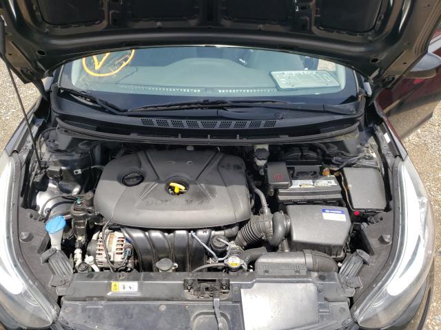 Photo 6 VIN: KMHDH4AE7GU517130 - HYUNDAI ELANTRA SE 