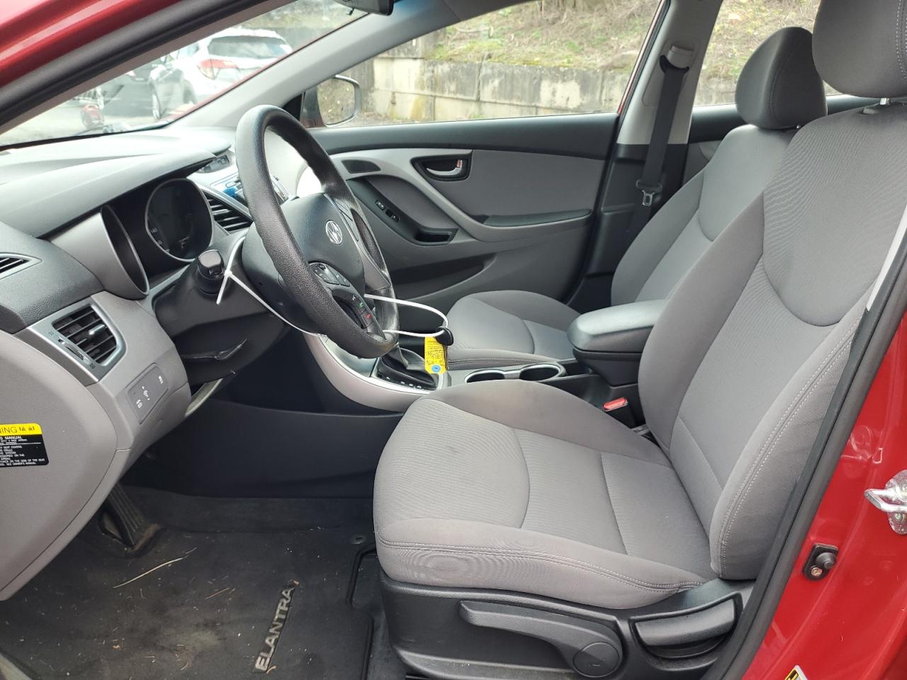 Photo 6 VIN: KMHDH4AE7GU545090 - HYUNDAI ELANTRA 