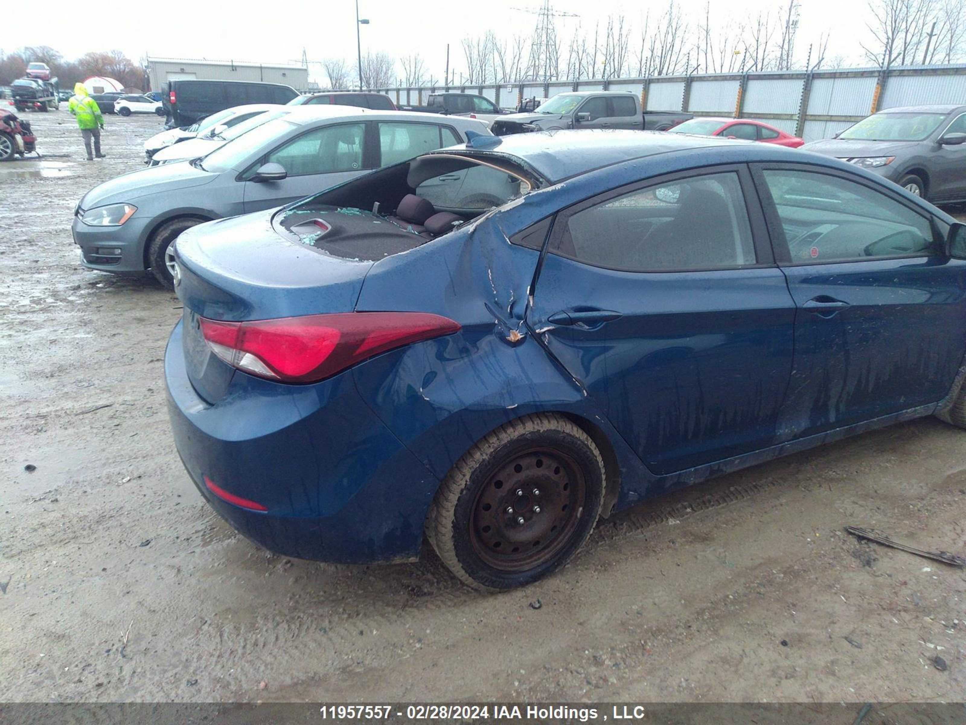 Photo 5 VIN: KMHDH4AE7GU550256 - HYUNDAI ELANTRA 