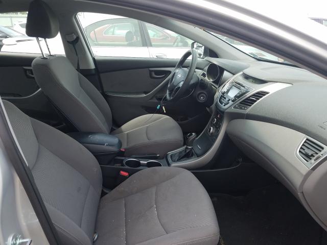 Photo 4 VIN: KMHDH4AE7GU575982 - HYUNDAI ELANTRA SE 