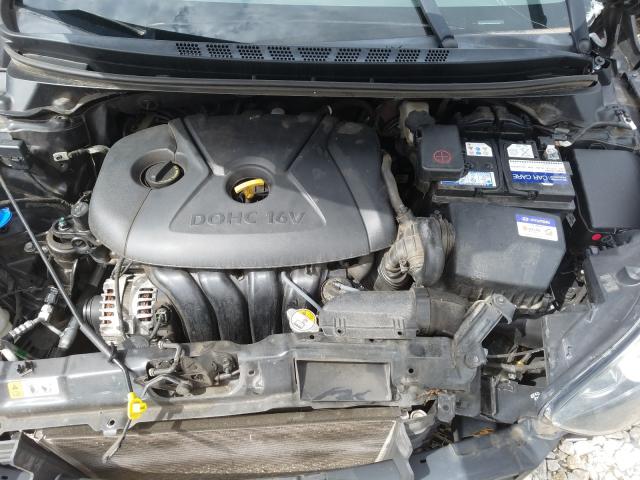 Photo 6 VIN: KMHDH4AE7GU600329 - HYUNDAI ELANTRA SE 