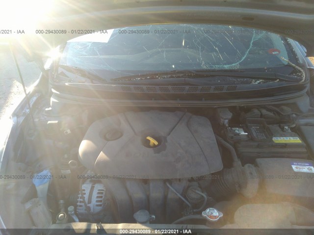 Photo 9 VIN: KMHDH4AE7GU649210 - HYUNDAI ELANTRA 