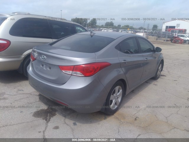 Photo 3 VIN: KMHDH4AE8BU096804 - HYUNDAI ELANTRA 