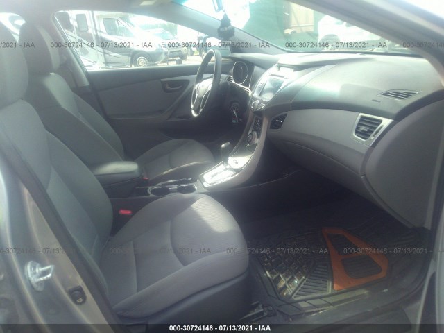 Photo 4 VIN: KMHDH4AE8BU099153 - HYUNDAI ELANTRA 