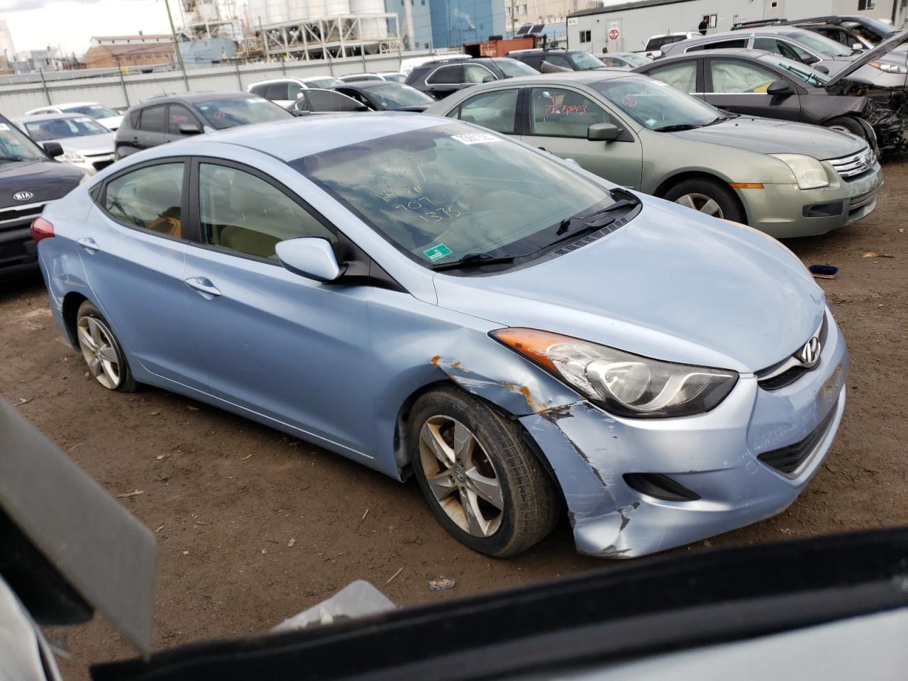 Photo 3 VIN: KMHDH4AE8BU110460 - HYUNDAI ELANTRA 