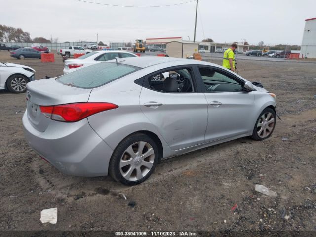 Photo 3 VIN: KMHDH4AE8BU114976 - HYUNDAI ELANTRA 