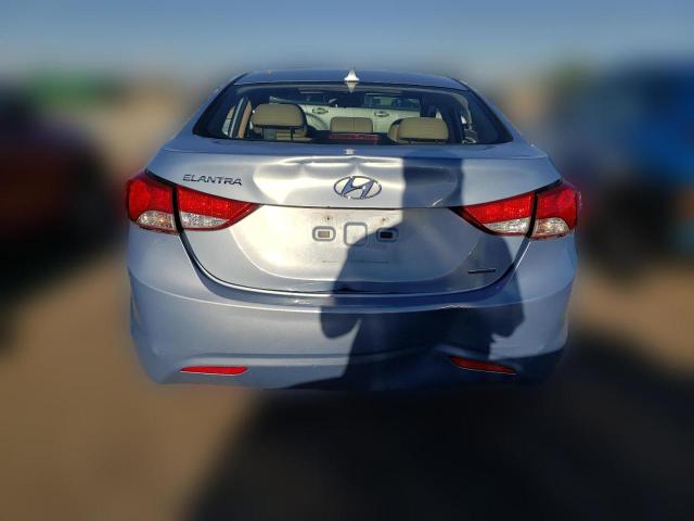 Photo 5 VIN: KMHDH4AE8BU120972 - HYUNDAI ELANTRA 