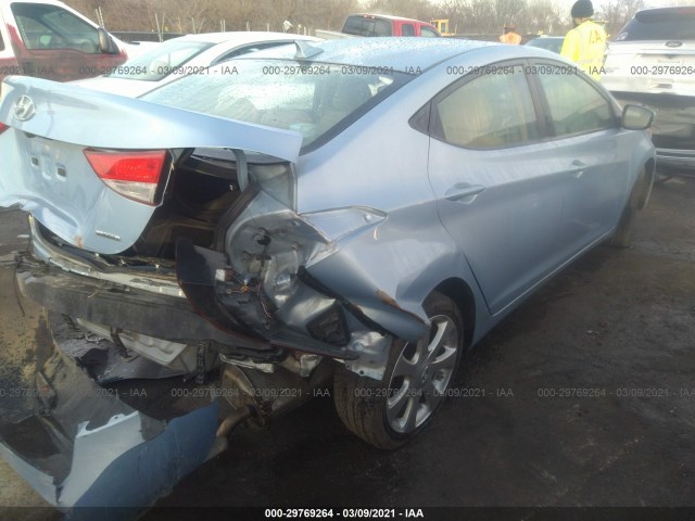 Photo 3 VIN: KMHDH4AE8BU124570 - HYUNDAI ELANTRA 