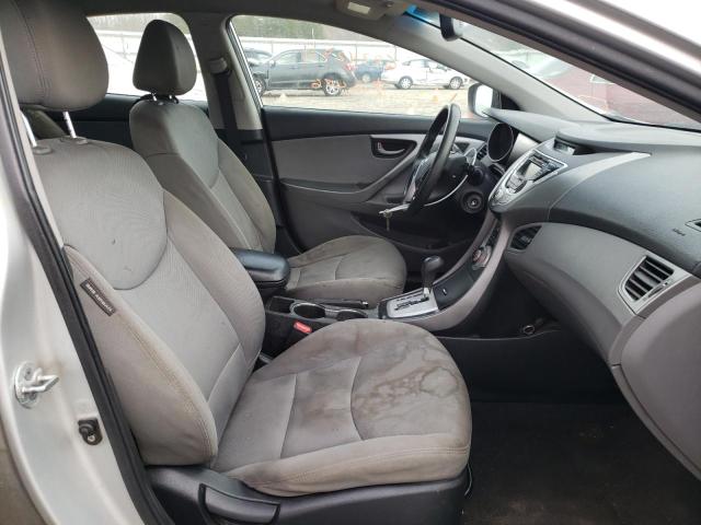 Photo 4 VIN: KMHDH4AE8BU162428 - HYUNDAI ELANTRA GL 