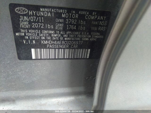 Photo 8 VIN: KMHDH4AE8CU206977 - HYUNDAI ELANTRA 