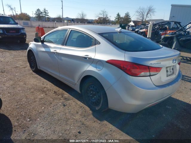 Photo 2 VIN: KMHDH4AE8CU258819 - HYUNDAI ELANTRA 