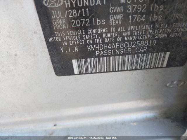 Photo 8 VIN: KMHDH4AE8CU258819 - HYUNDAI ELANTRA 