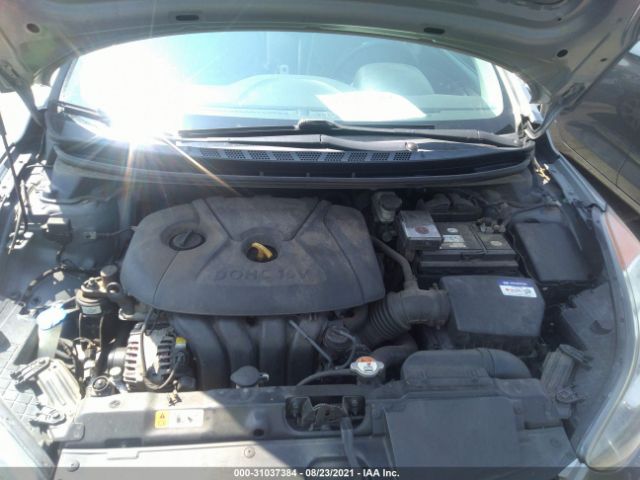 Photo 9 VIN: KMHDH4AE8CU306805 - HYUNDAI ELANTRA 