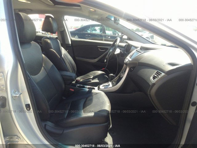 Photo 4 VIN: KMHDH4AE8CU336869 - HYUNDAI ELANTRA 