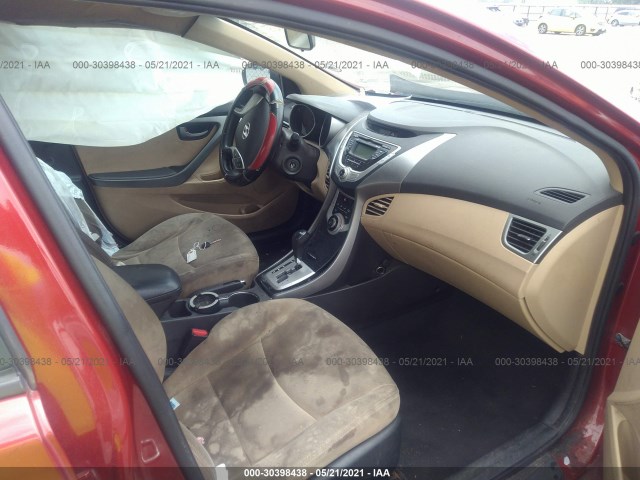 Photo 4 VIN: KMHDH4AE8CU468448 - HYUNDAI ELANTRA 