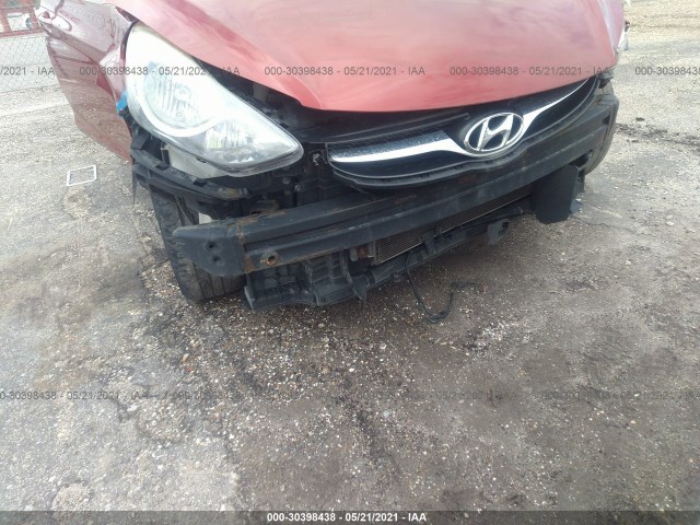 Photo 5 VIN: KMHDH4AE8CU468448 - HYUNDAI ELANTRA 