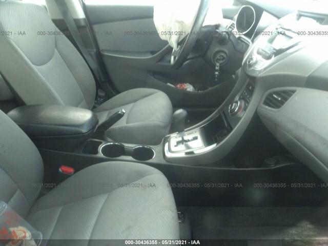 Photo 4 VIN: KMHDH4AE8DU545367 - HYUNDAI ELANTRA 