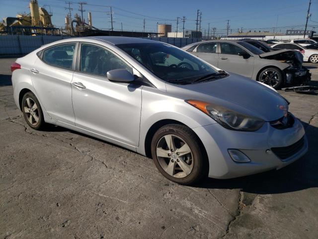 Photo 3 VIN: KMHDH4AE8DU571239 - HYUNDAI ELANTRA GL 