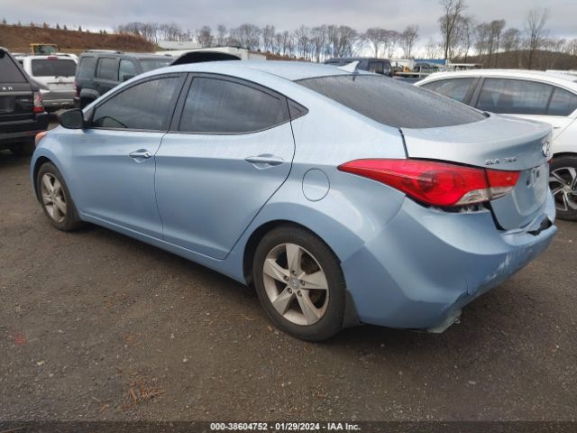 Photo 2 VIN: KMHDH4AE8DU577977 - HYUNDAI ELANTRA 