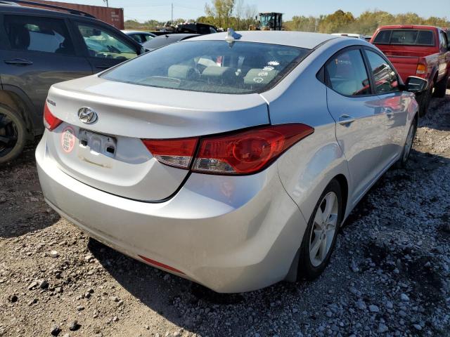 Photo 3 VIN: KMHDH4AE8DU599980 - HYUNDAI ELANTRA GL 