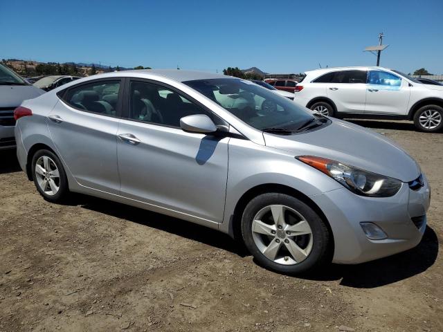 Photo 3 VIN: KMHDH4AE8DU631102 - HYUNDAI ELANTRA GL 