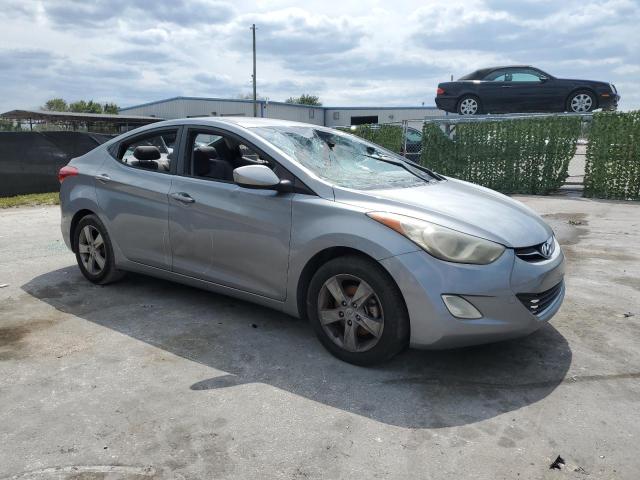 Photo 3 VIN: KMHDH4AE8DU643380 - HYUNDAI ELANTRA 