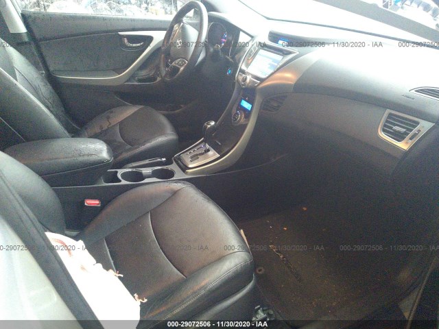 Photo 4 VIN: KMHDH4AE8DU686861 - HYUNDAI ELANTRA 