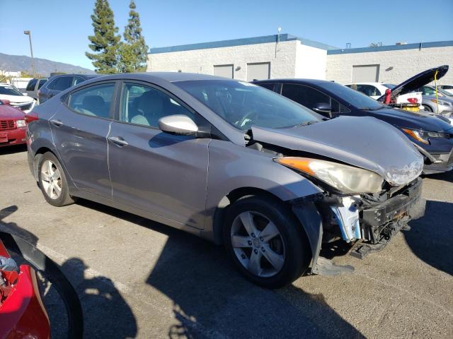 Photo 3 VIN: KMHDH4AE8DU704422 - HYUNDAI ELANTRA 