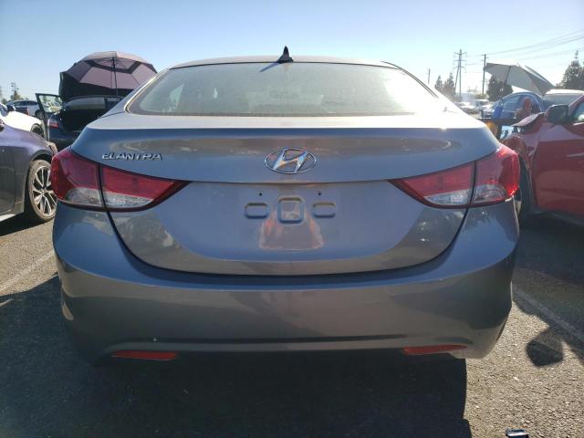 Photo 5 VIN: KMHDH4AE8DU704422 - HYUNDAI ELANTRA 