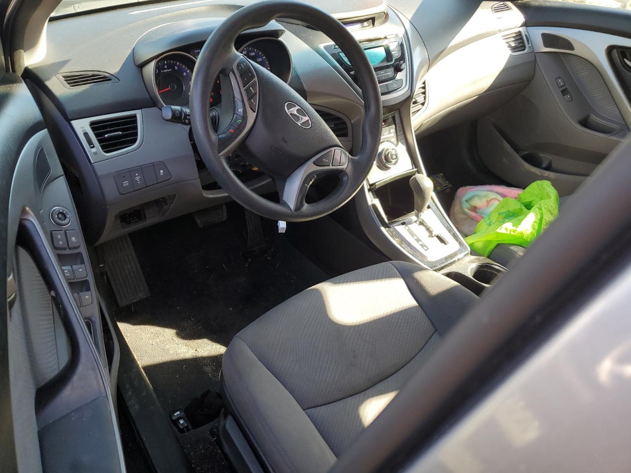 Photo 7 VIN: KMHDH4AE8DU737453 - HYUNDAI ELANTRA 