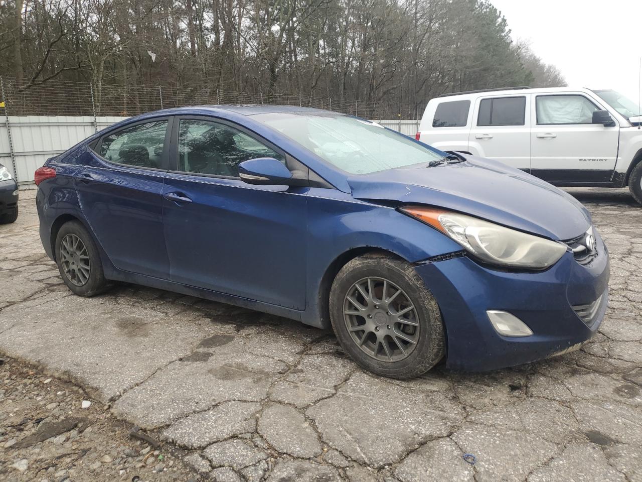 Photo 3 VIN: KMHDH4AE8DU750221 - HYUNDAI ELANTRA 