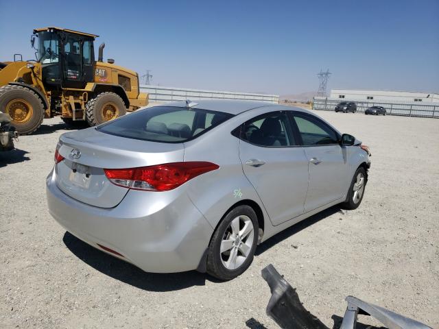 Photo 3 VIN: KMHDH4AE8DU897297 - HYUNDAI ELANTRA GL 